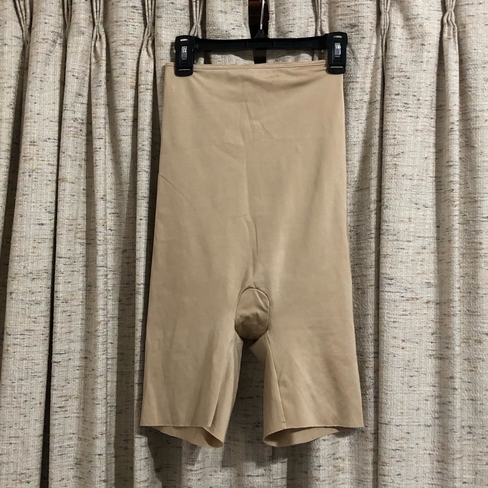 SPANX Slimplicity High Waist Mid-Thigh Shorts